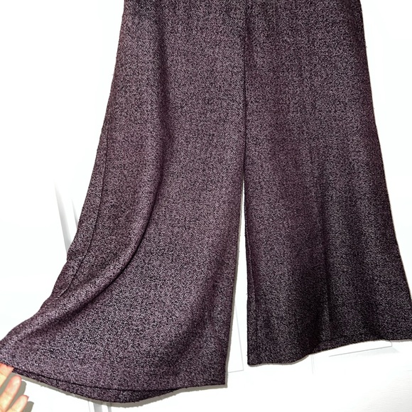 Like New - Forever 21 Purple / Fuchsia Woven High Quality Pants - Small - Picture 2 of 4